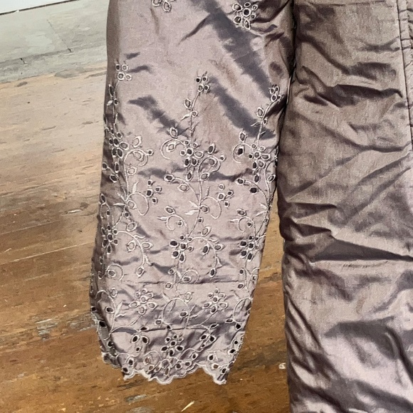 Vintage Expresso Brown Eyelet detailed coat - Picture 4 of 14